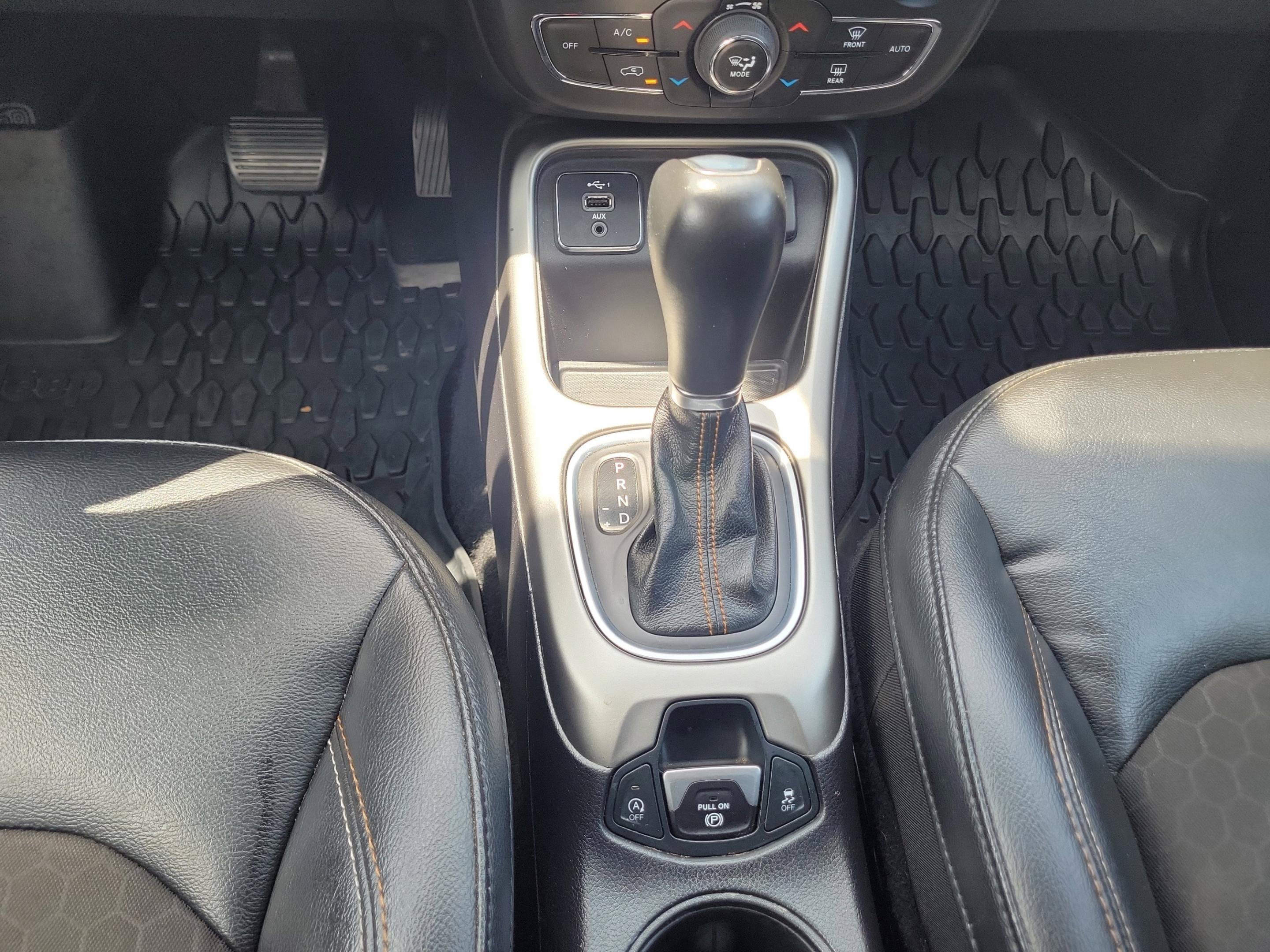 Used 2021 Jeep Compass Latitude FWD image 15