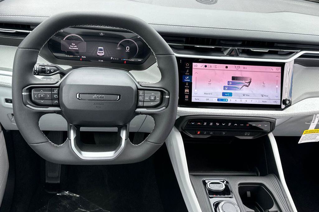 New 2026 Jeep Cherokee Laredo AWD/4WD image 14