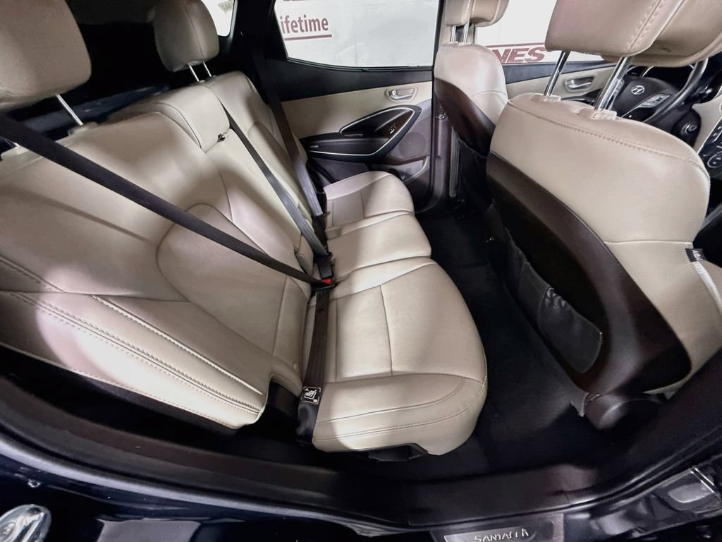 Used 2017 Hyundai Santa Fe Sport FWD image 29