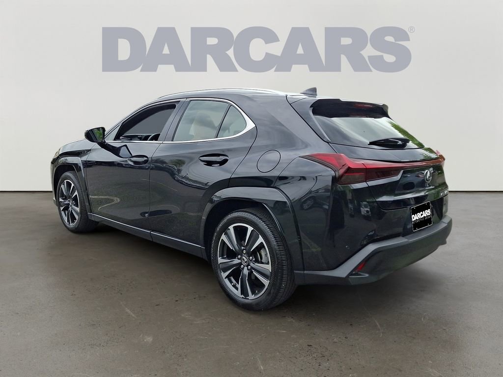 Used 2024 Lexus UX 250h AWD w/ Premium Package image 4