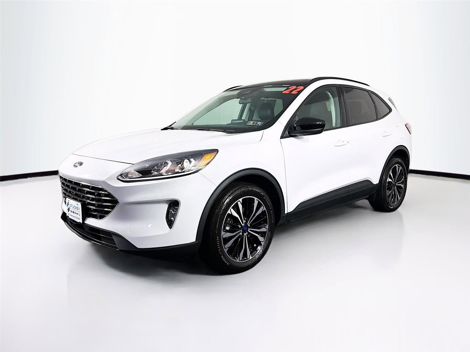 Used 2022 Ford Escape SEL w/ SEL Stealth AWD Package image 3