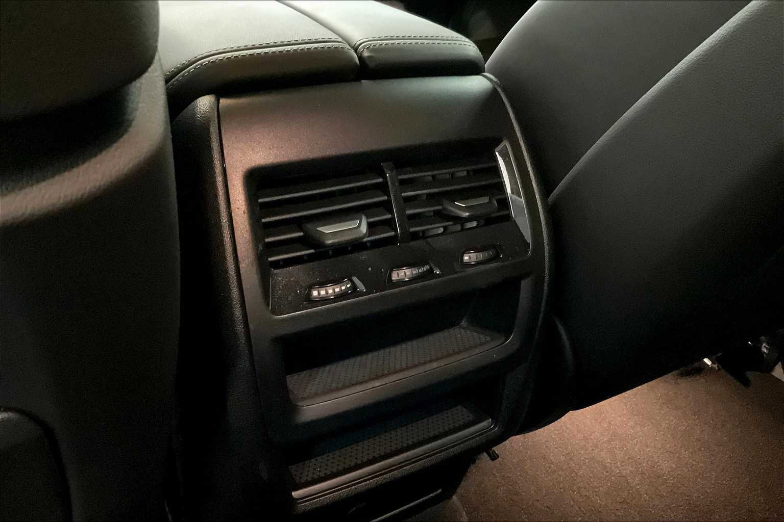 Used 2025 BMW X6 M60i image 37