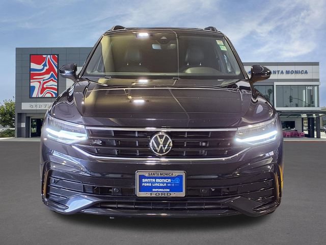 Used 2023 Volkswagen Tiguan SE R-Line FWD image 2