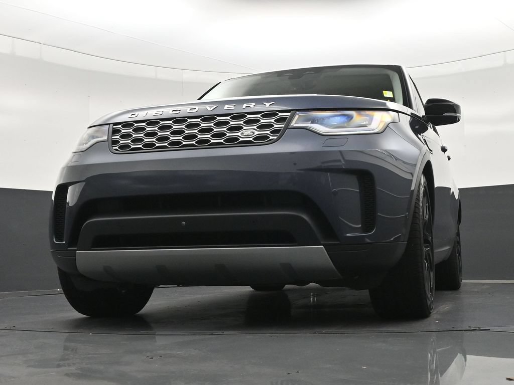 Used 2024 Land Rover Discovery S AWD/4WD image 29