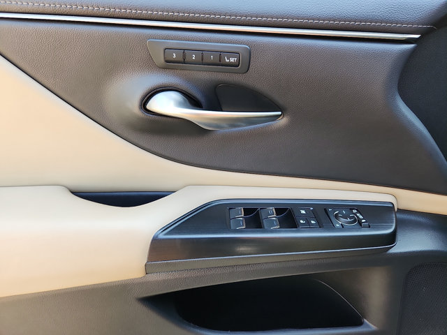 Used 2021 Lexus ES 250 w/ Premium Package AWD/4WD image 13