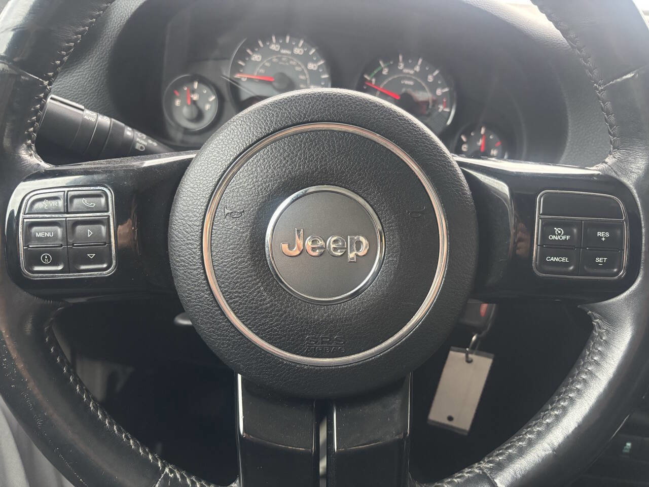 Used 2016 Jeep Wrangler Unlimited Sahara AWD/4WD image 14