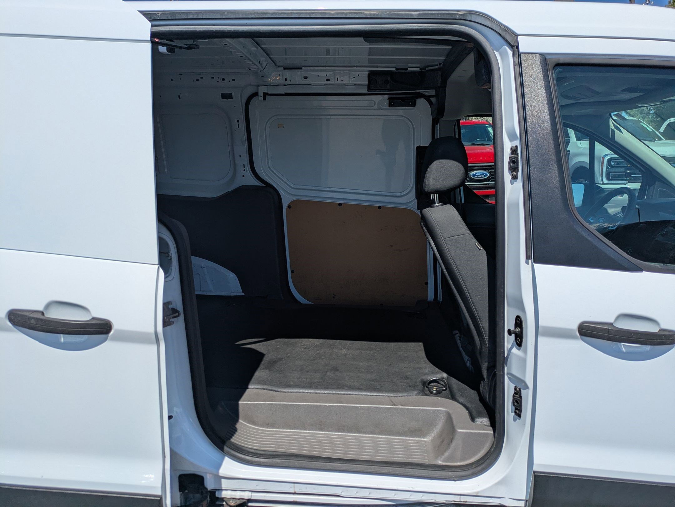 Used 2019 Ford Transit Connect XL FWD image 30