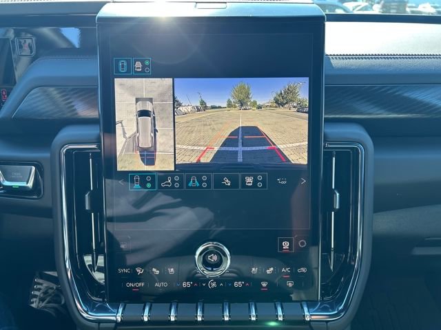 New 2026 GMC Yukon XL AT4 w/ AT4 Premium Plus Package image 16
