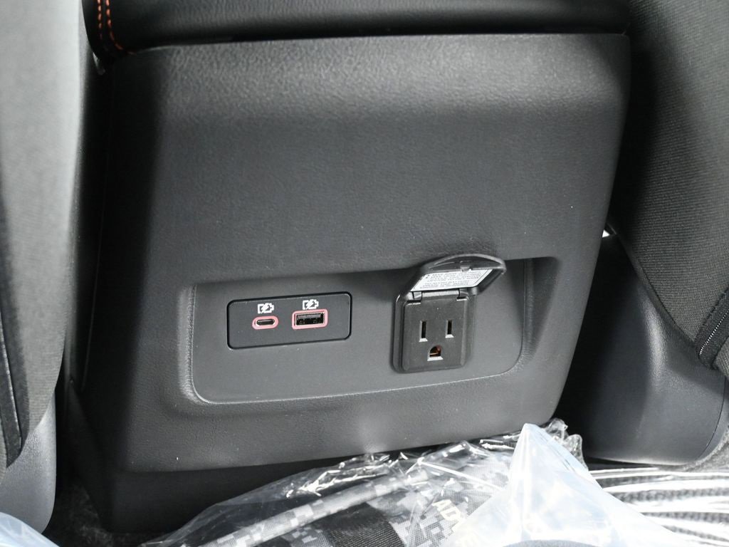New 2026 Nissan Frontier PRO-4X w/ Pro-4x Convenience Package image 15