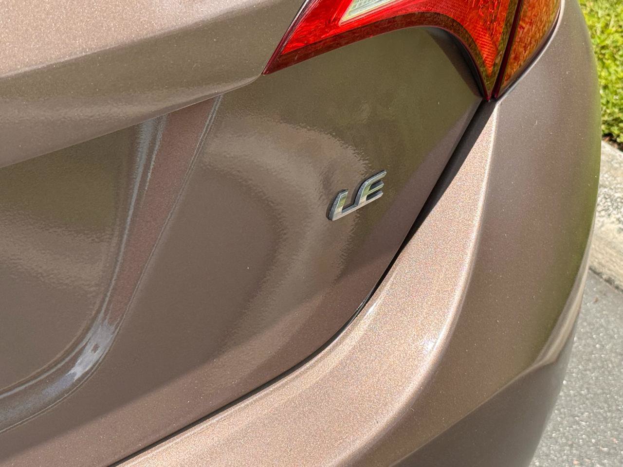 Used 2016 Toyota Corolla LE FWD image 18