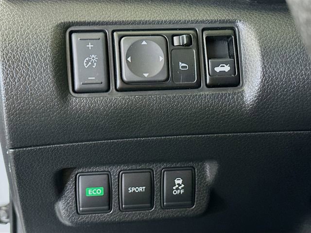 Used 2015 Nissan Sentra SV image 12