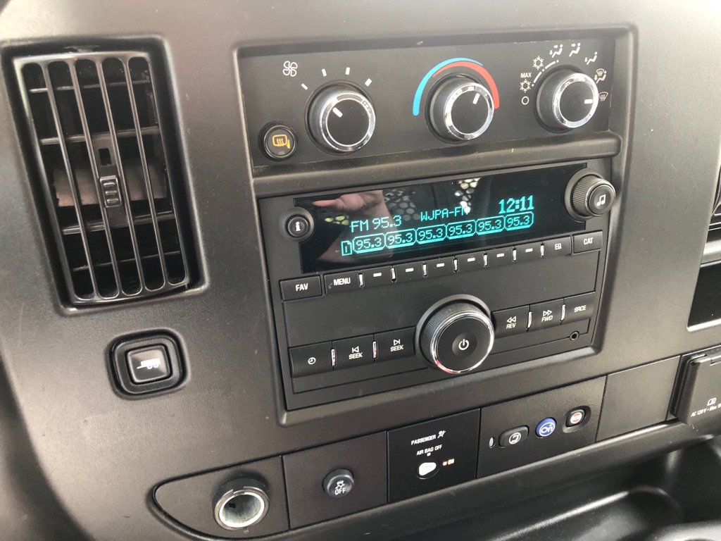 Used 2023 GMC Savana 2500 w/ Driver Convenience Package image 28