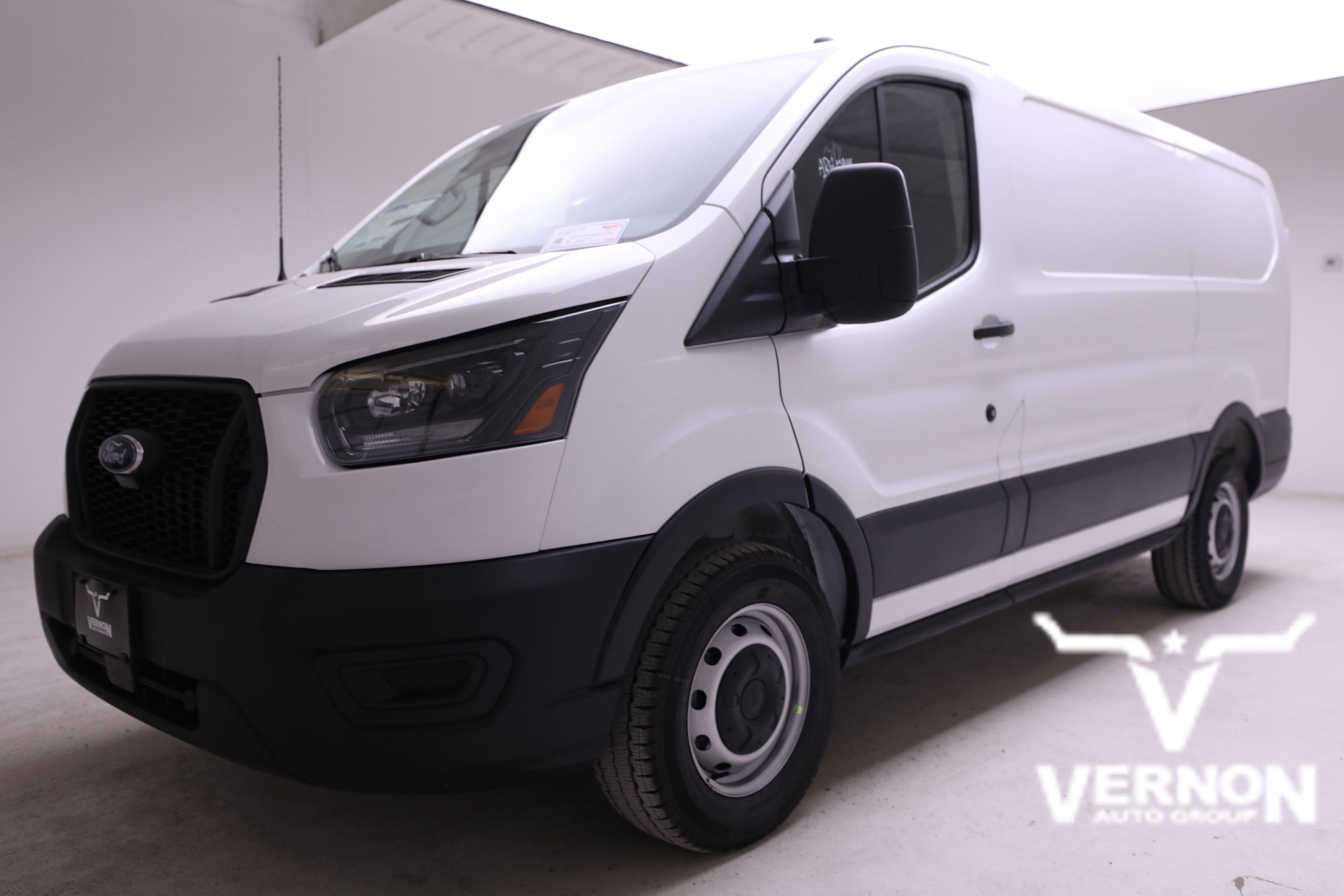 New 2025 Ford Transit 150 Low Roof video 1