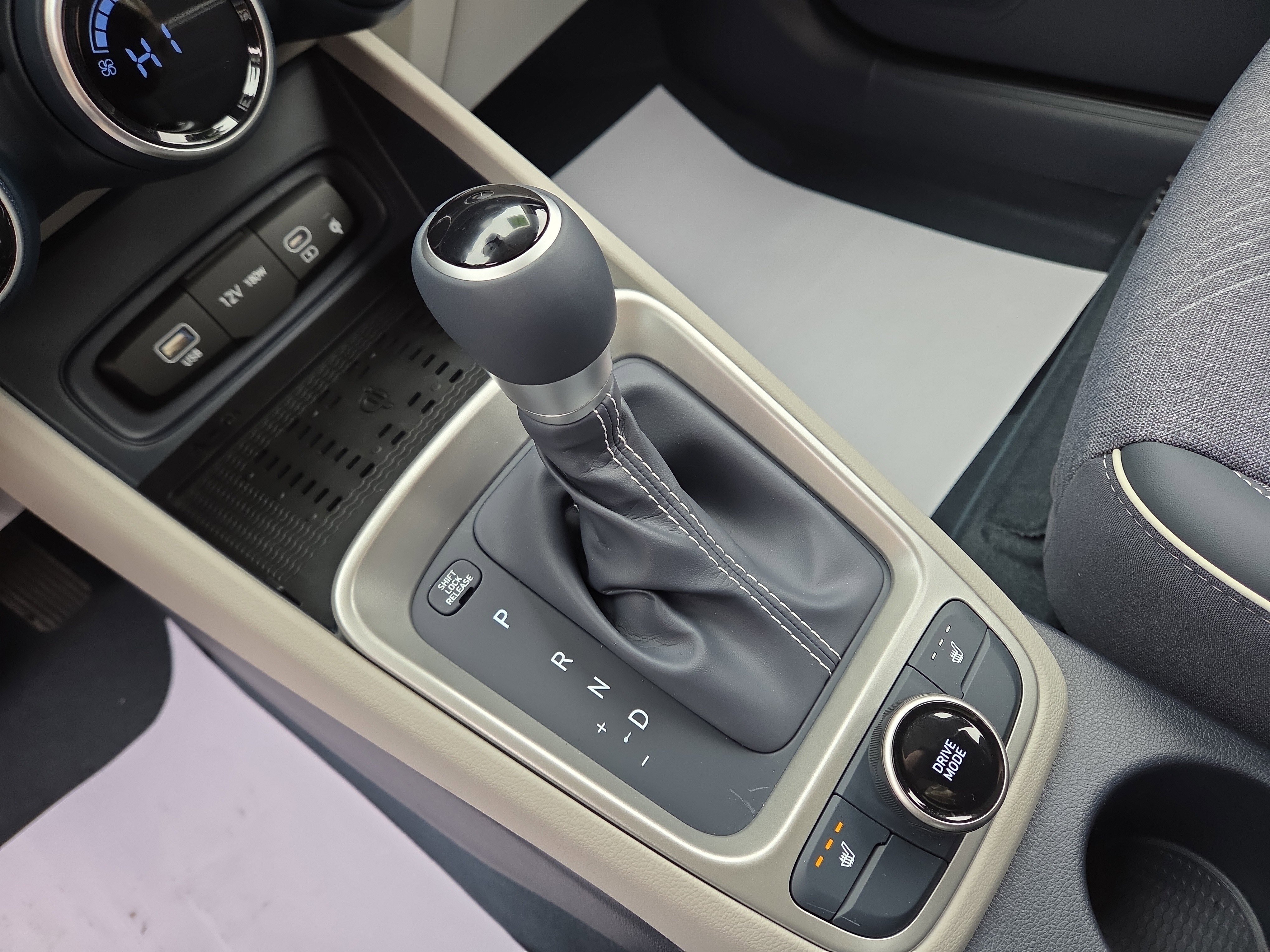 New 2026 Hyundai Venue SEL image 23