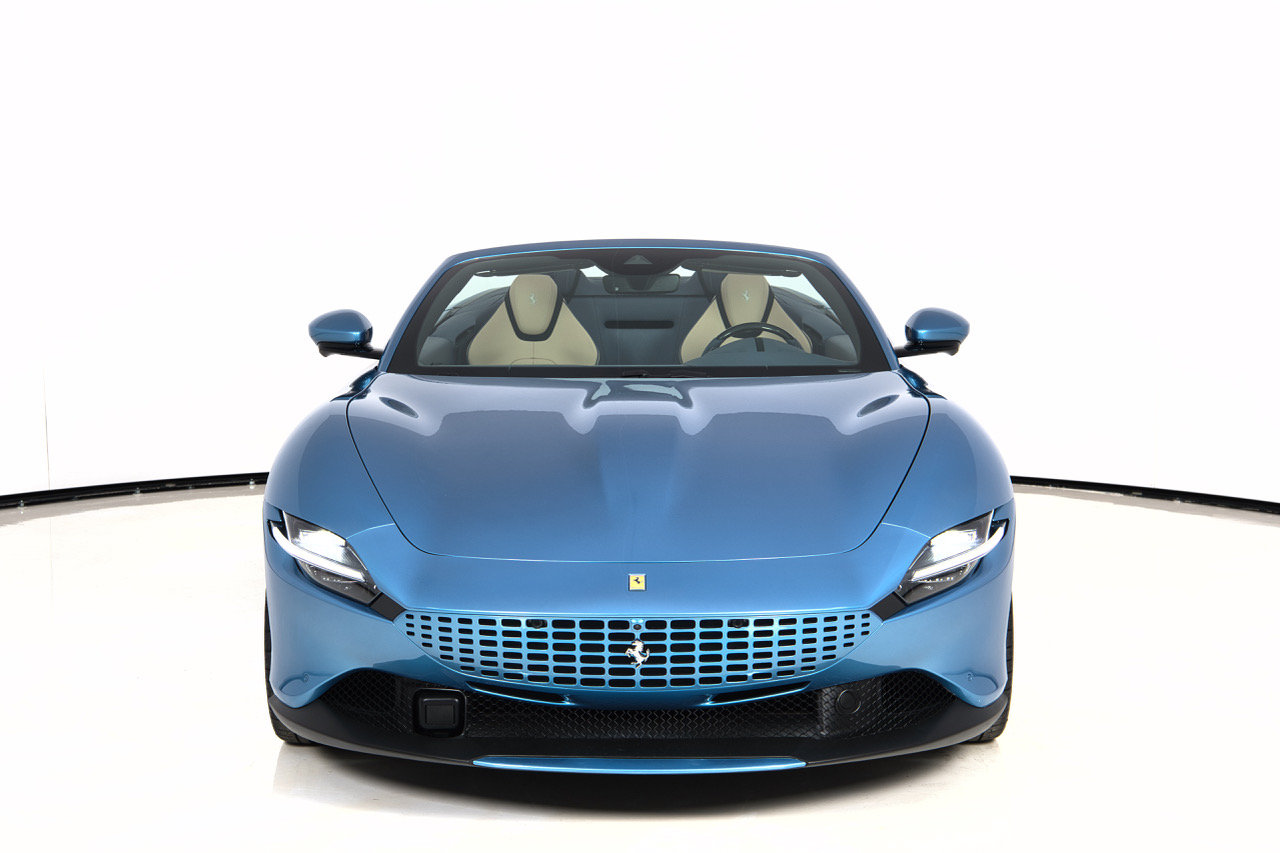 Certified 2025 Ferrari Roma Spider RWD image 9