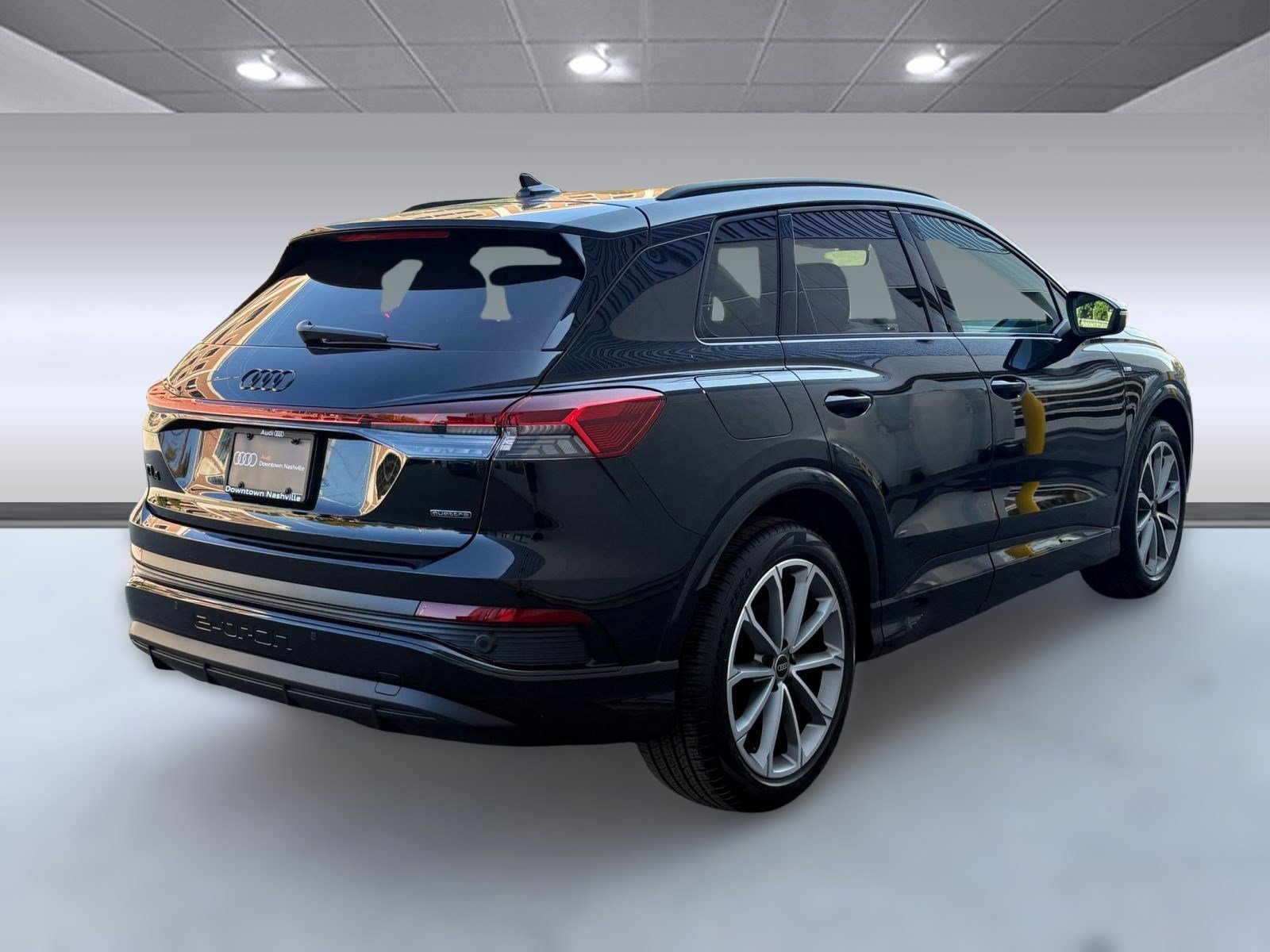 New 2026 Audi Q4 e-tron Premium image 8