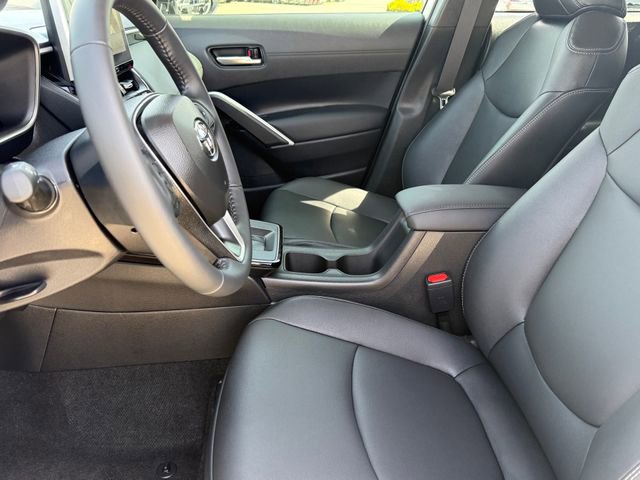Used 2026 Toyota Corolla Cross XLE w/ Convenience Package image 9