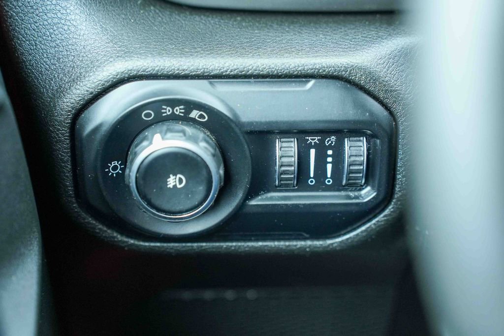 Used 2018 Jeep Wrangler Unlimited Sport image 24