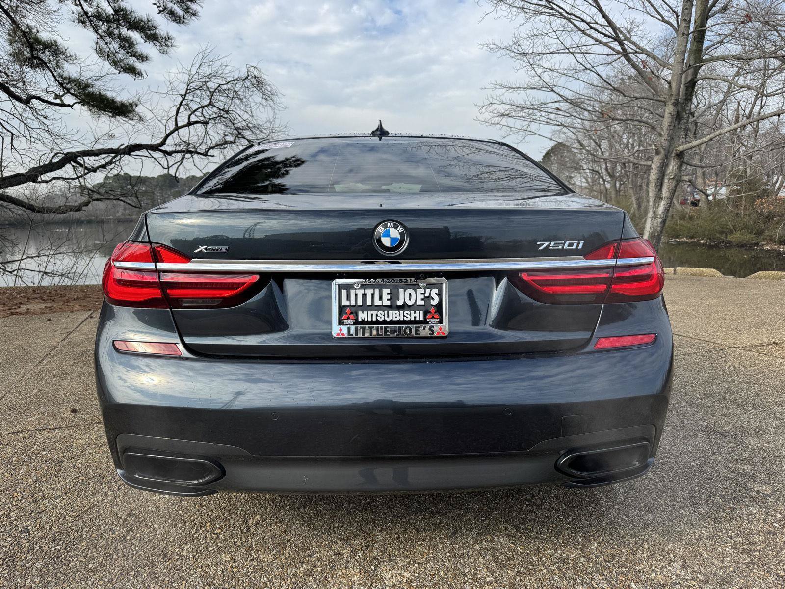 Used 2016 BMW 750i xDrive AWD/4WD image 6
