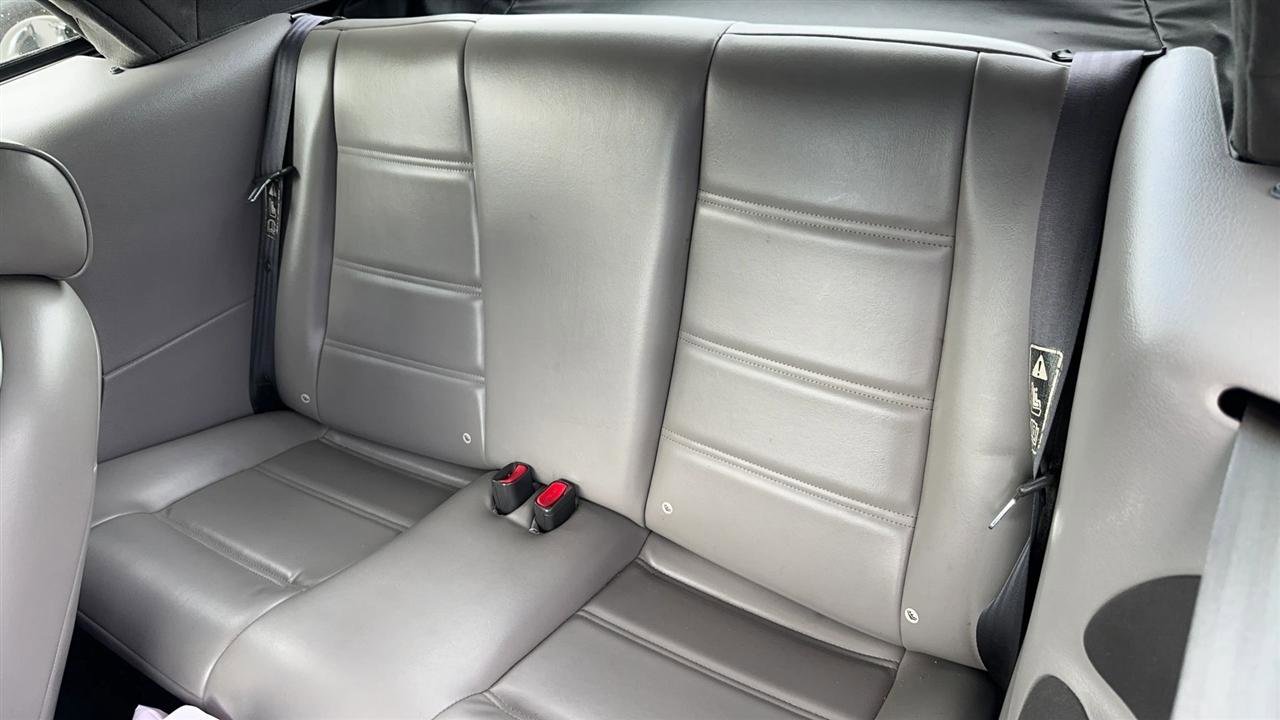 Used 2003 Ford Mustang Convertible image 27