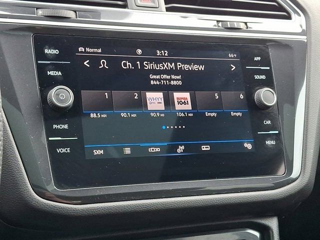 Certified 2024 Volkswagen Tiguan SE R-Line image 21