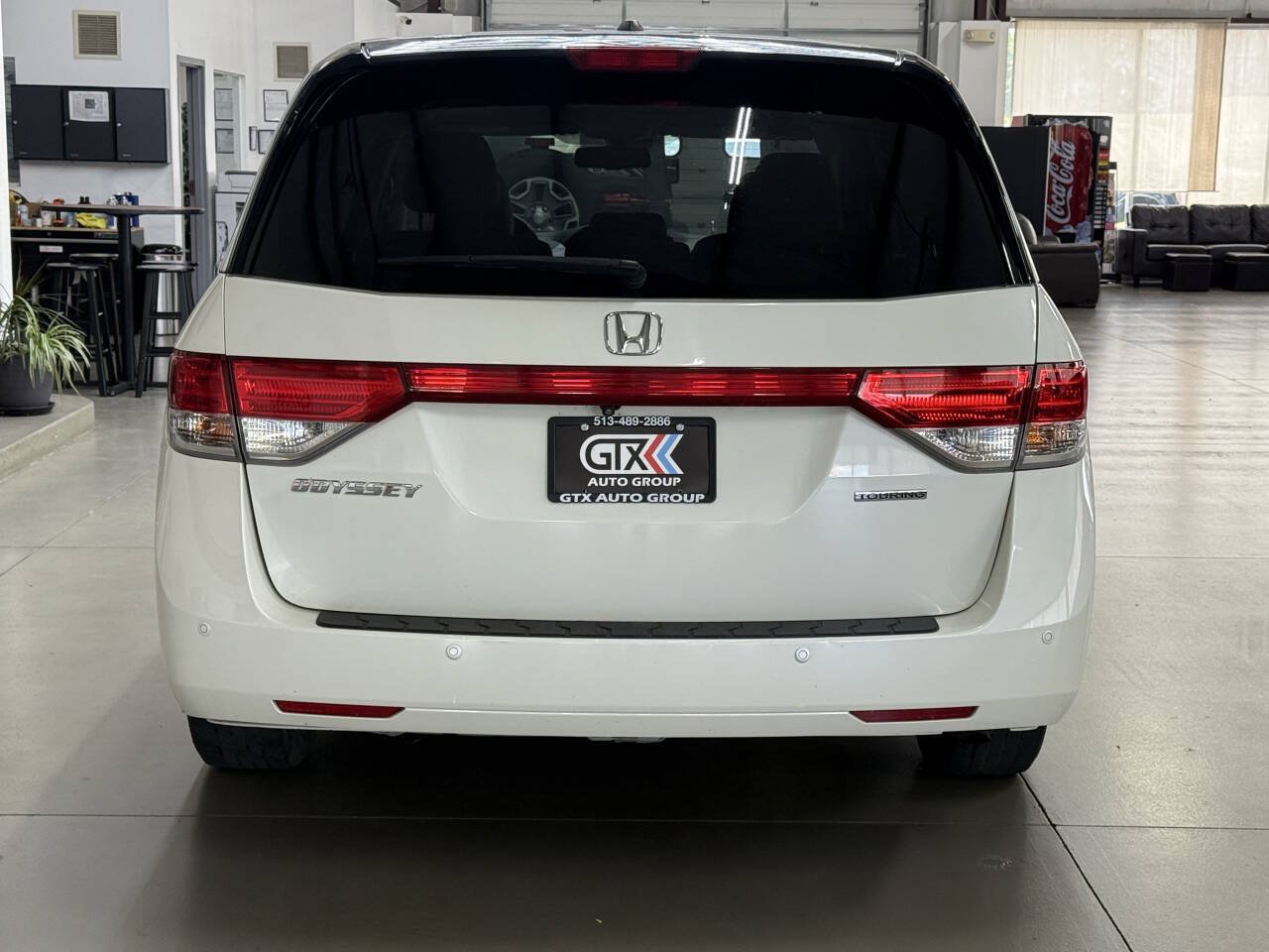 Used 2017 Honda Odyssey Touring image 3