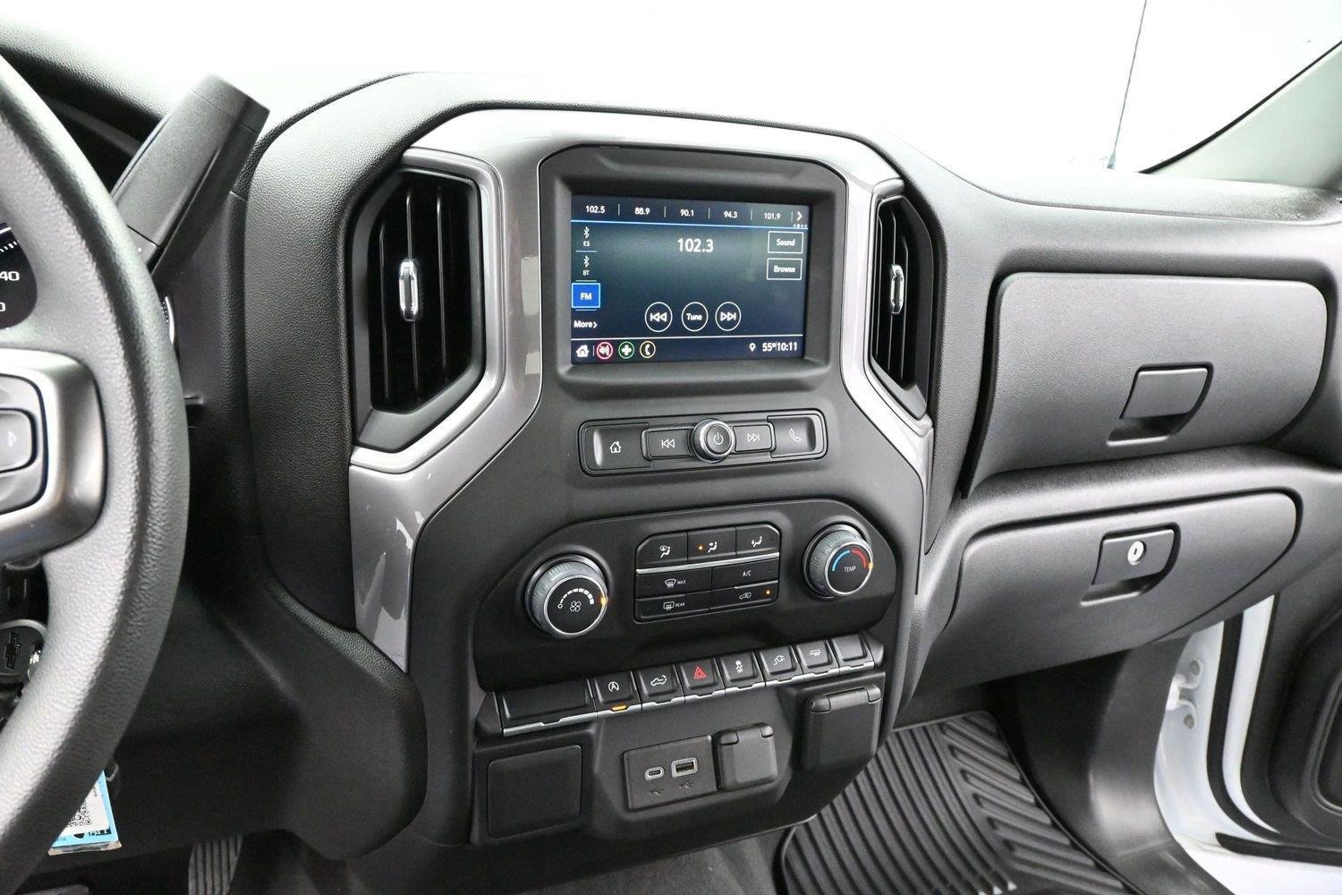 Used 2022 Chevrolet Silverado 1500 Custom w/ Safety Confidence Package RWD image 18