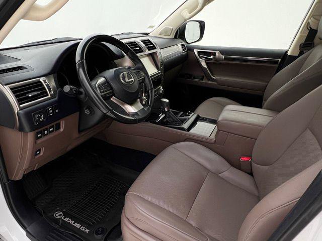 Certified 2020 Lexus GX 460 Premium w/ Premium Package AWD/4WD image 11