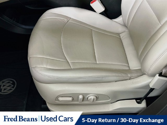 Used 2024 Buick Enclave Essence w/ Experience Buick Package AWD/4WD image 26