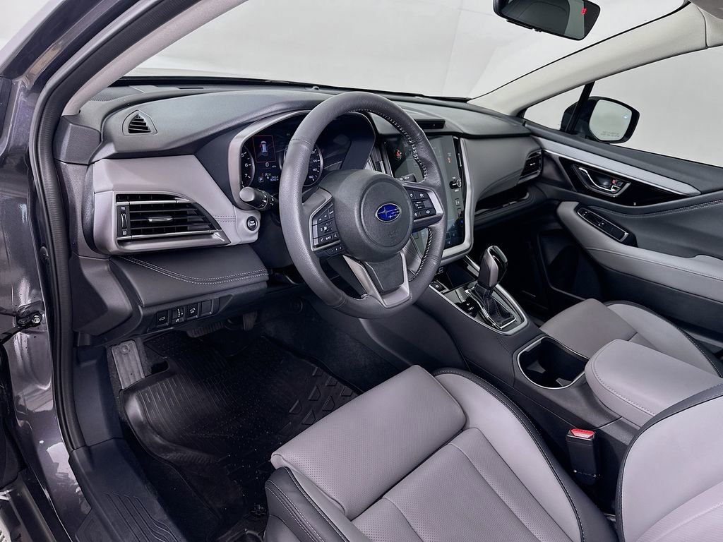 Used 2025 Subaru Outback Limited w/ Popular Package #2 image 9