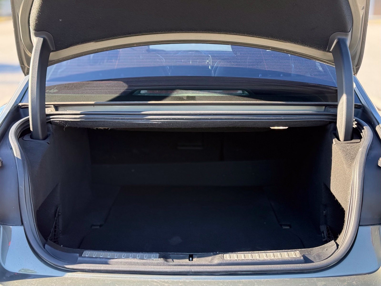 Used 2017 Lincoln Continental Select FWD image 49