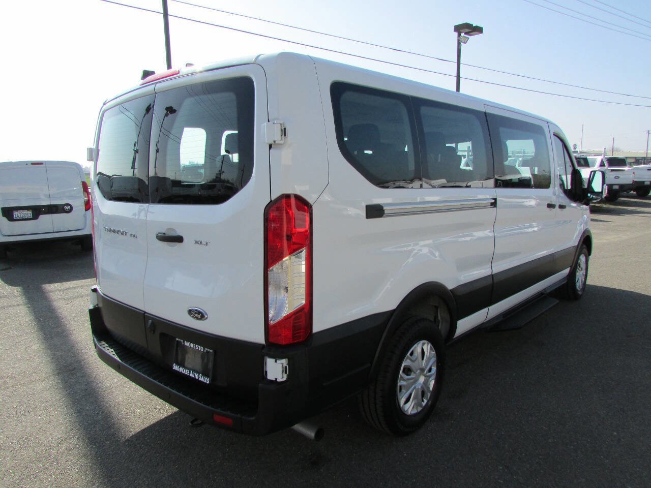 Used 2023 Ford Transit 350 XLT image 6