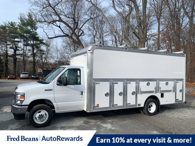 New 2026 Ford E-450 and Econoline 450 Super Duty w/ Power Equipment Group RWD image 7