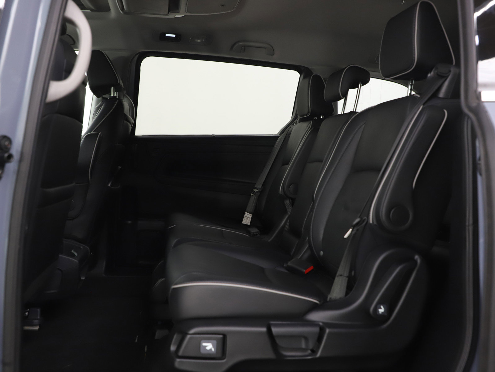 Used 2023 Honda Odyssey Elite image 22