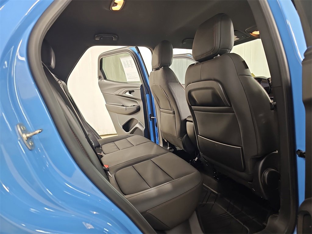 Certified 2024 Chevrolet TrailBlazer RS w/ Driver Confidence Package image 14