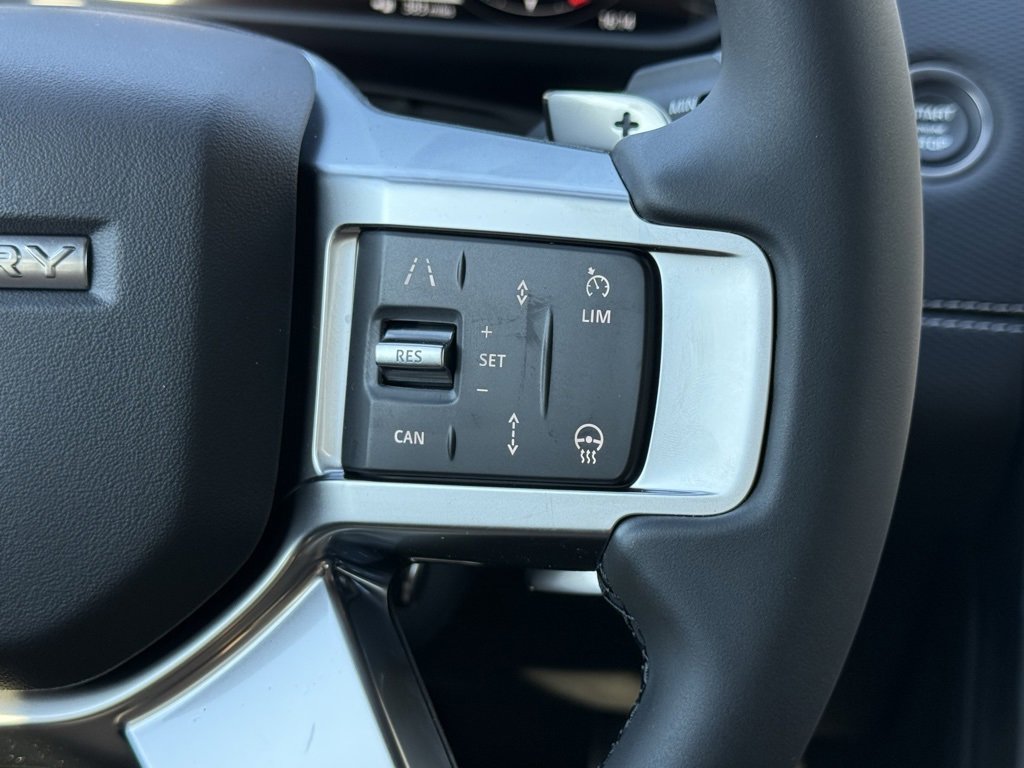 New 2026 Land Rover Discovery Limited Edition image 19