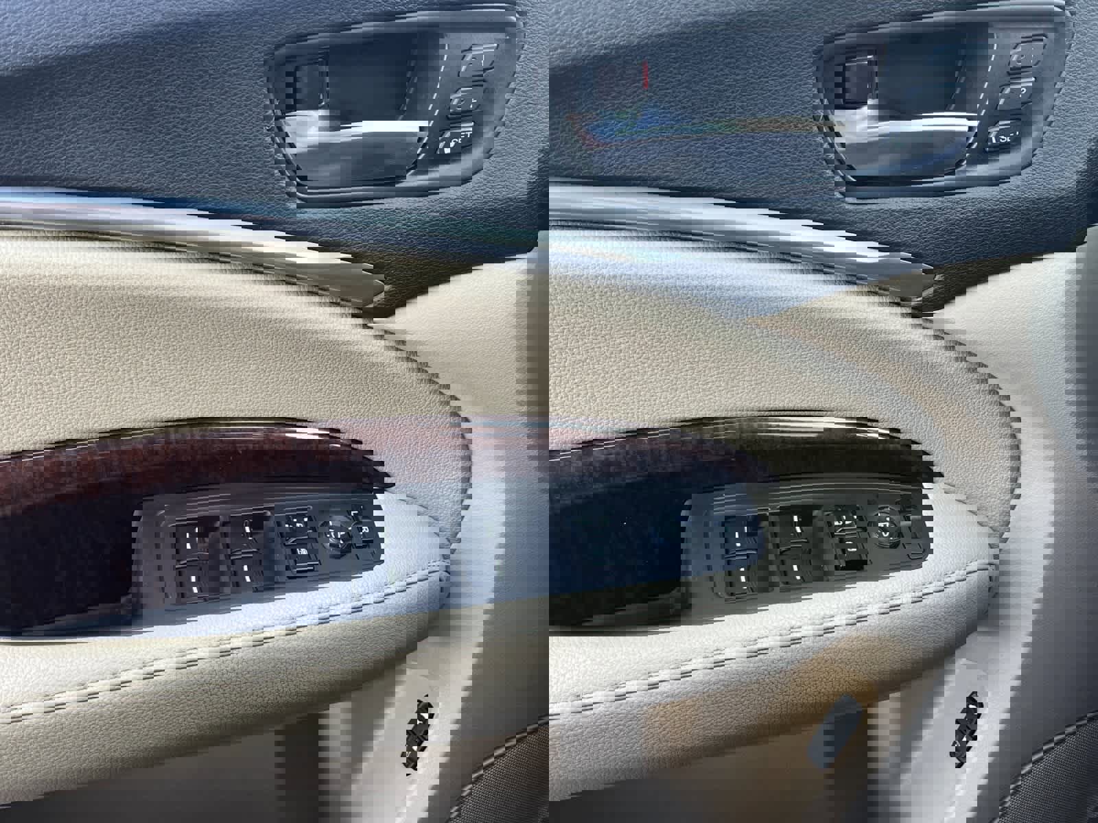 Used 2018 Acura MDX SH-AWD image 12