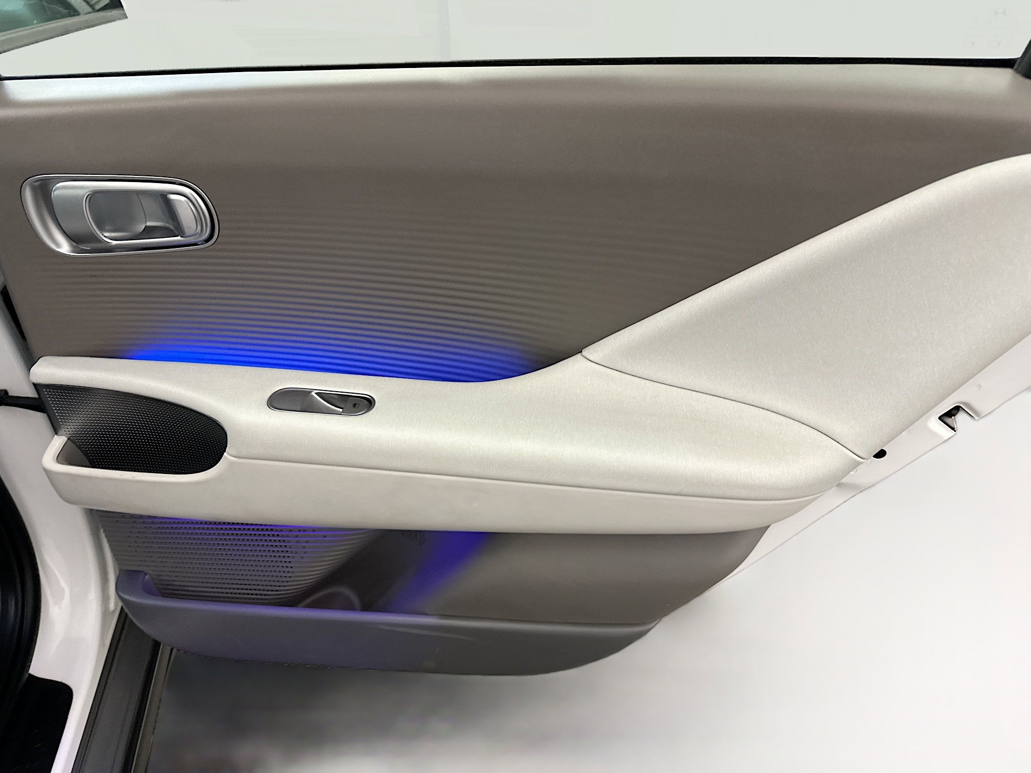 Used 2023 Hyundai Ioniq 6 SEL w/ Cargo Package image 32