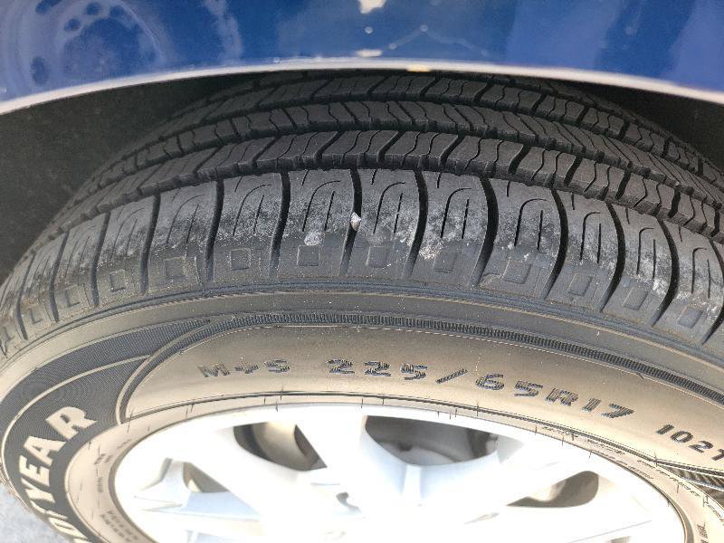 Used 2022 Chevrolet Equinox LT w/ Driver Convenience Package FWD image 8