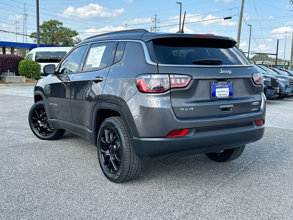 Used 2022 Jeep Compass Latitude image 6