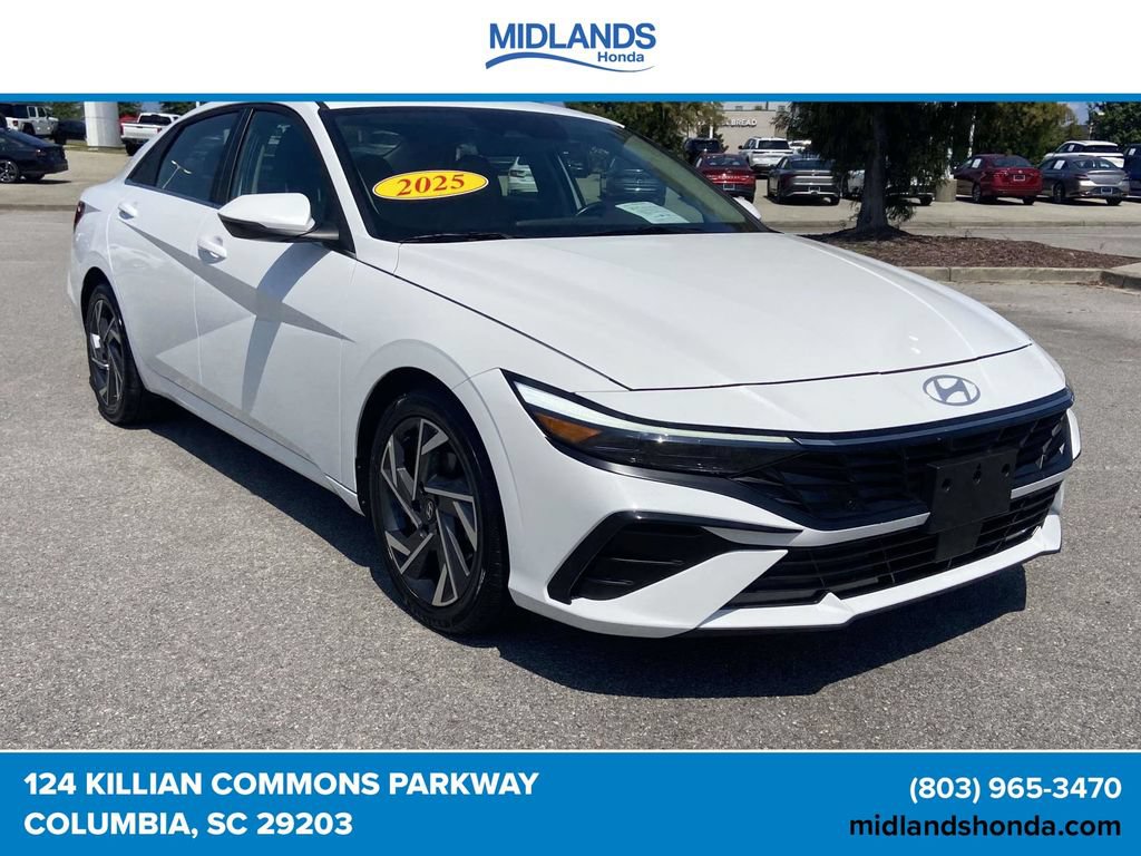 Used 2025 Hyundai Elantra Limited
