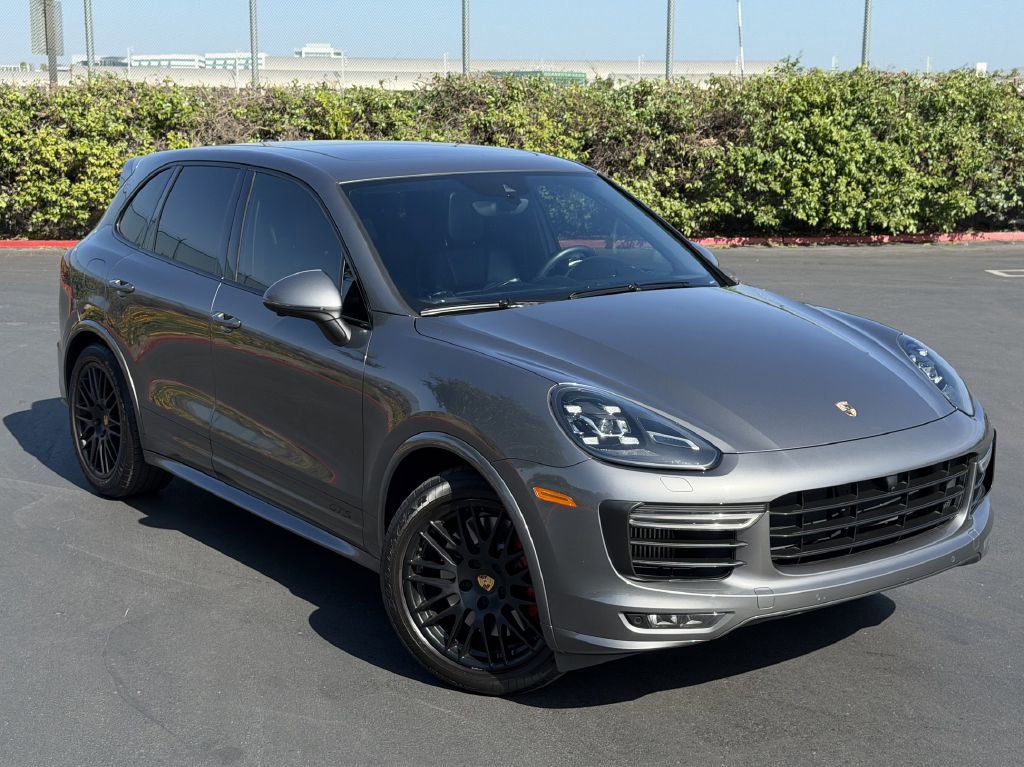 Used 2017 Porsche Cayenne GTS w/ Premium Plus Package AWD/4WD image 3