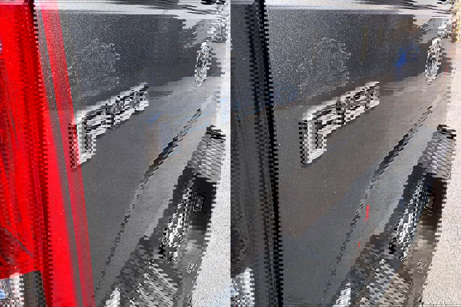 Used 2017 Ford F150 XLT w/ Equipment Group 302A Luxury image 31