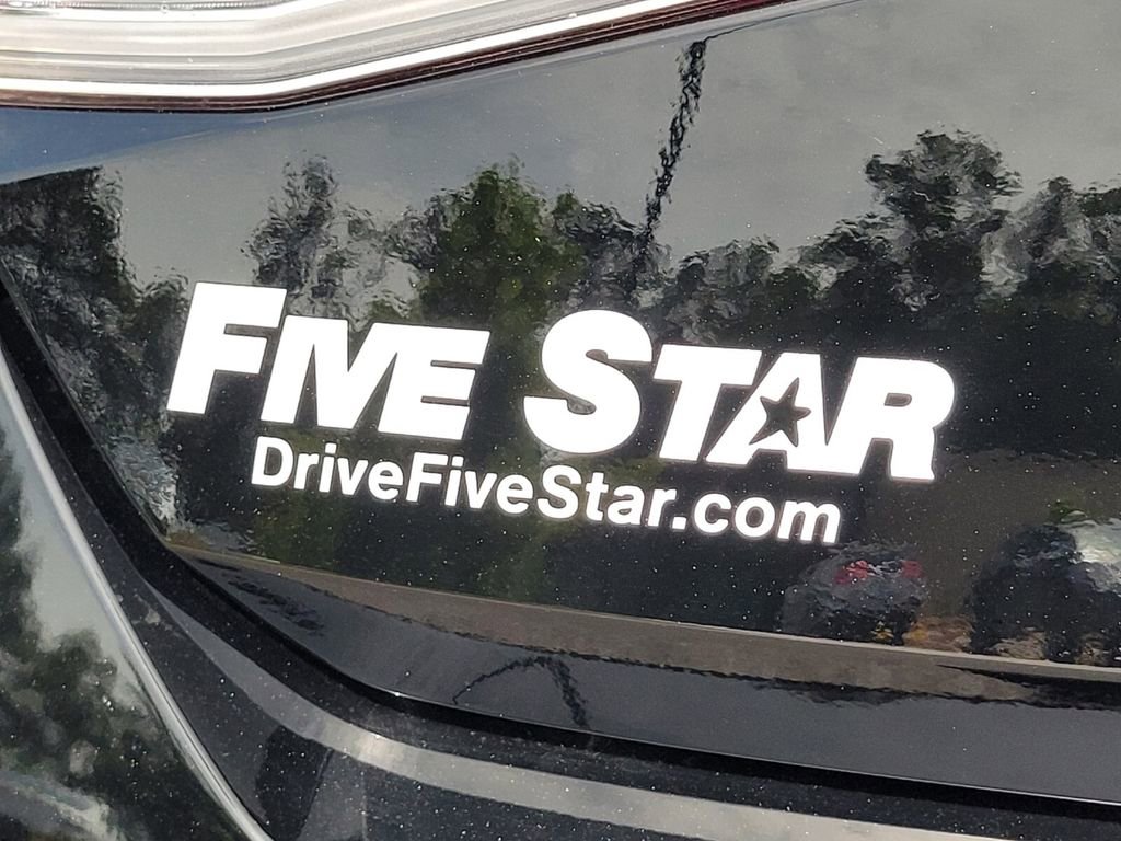 New 2025 Hyundai Elantra SEL image 10