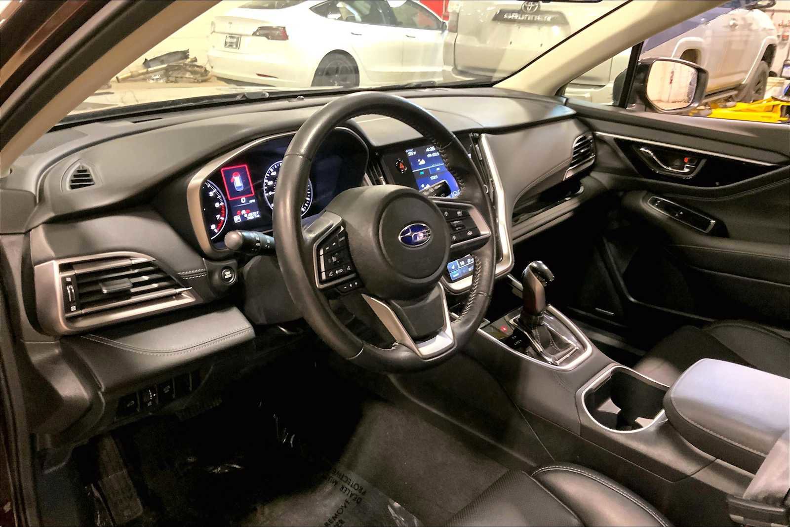 Certified 2023 Subaru Outback Limited image 17