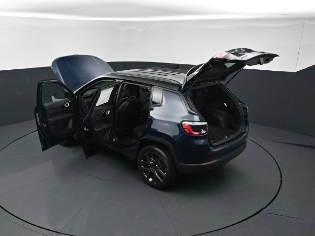 New 2026 Jeep Compass Limited AWD/4WD image 28