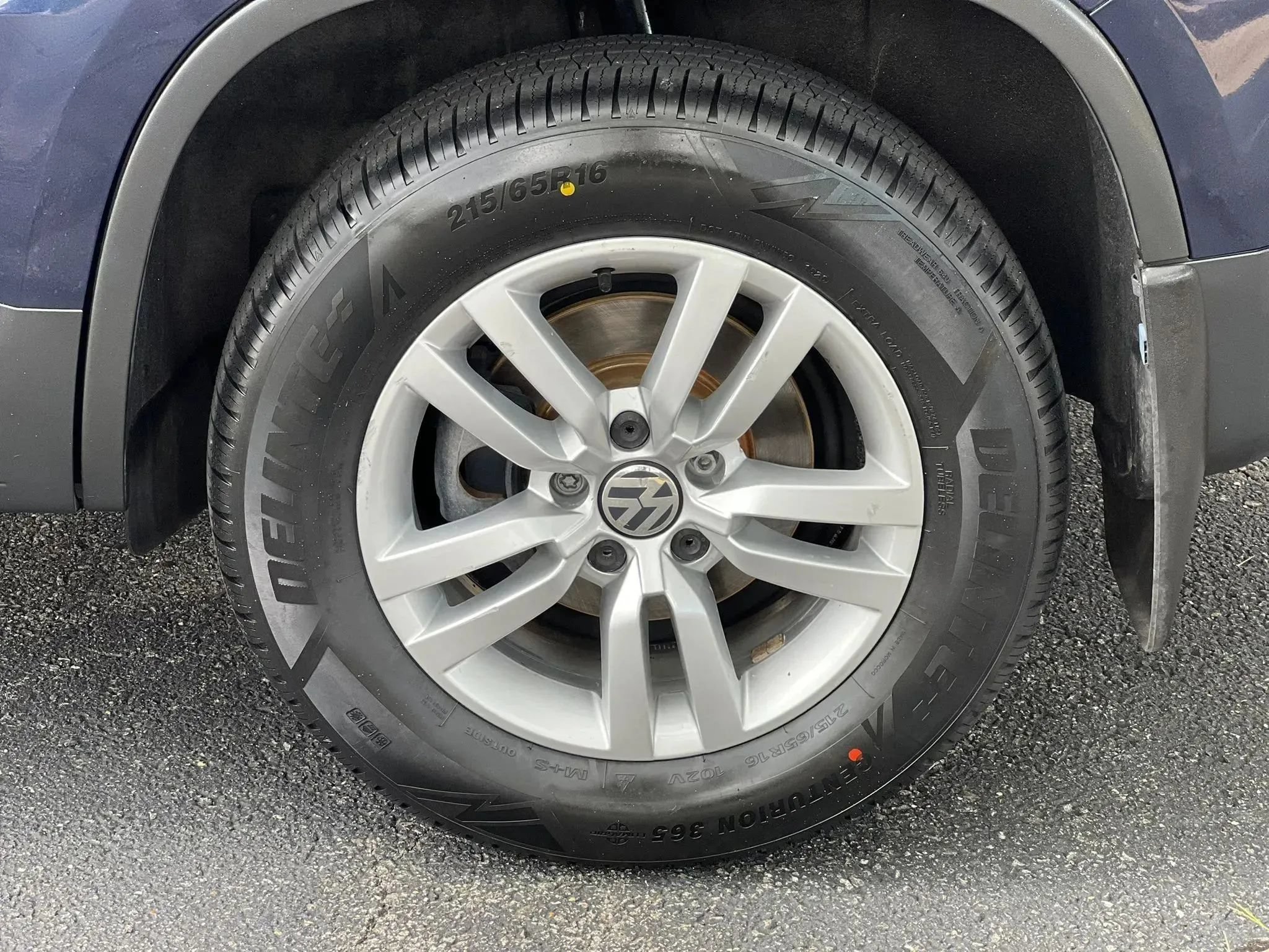 Used 2016 Volkswagen Tiguan S FWD image 40