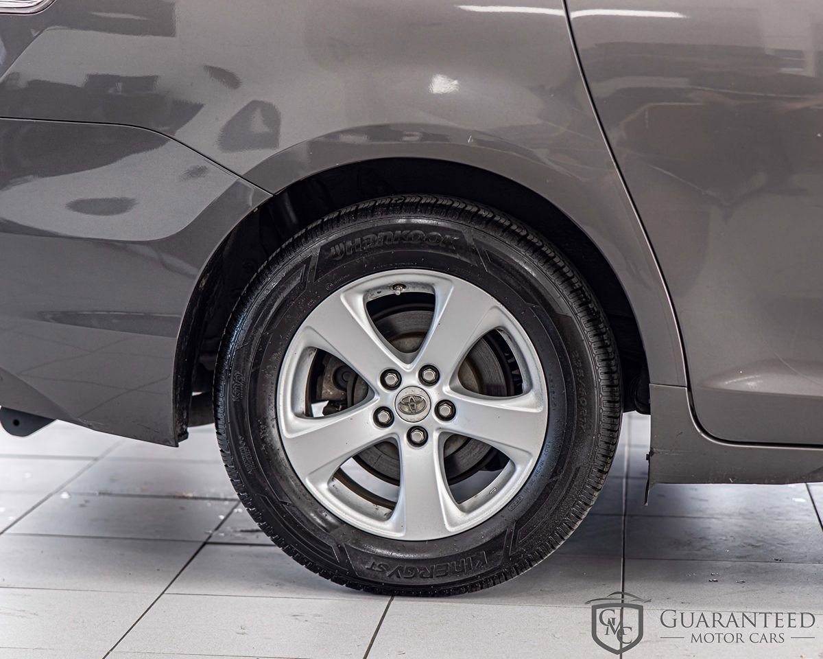 Used 2012 Toyota Sienna LE FWD image 10