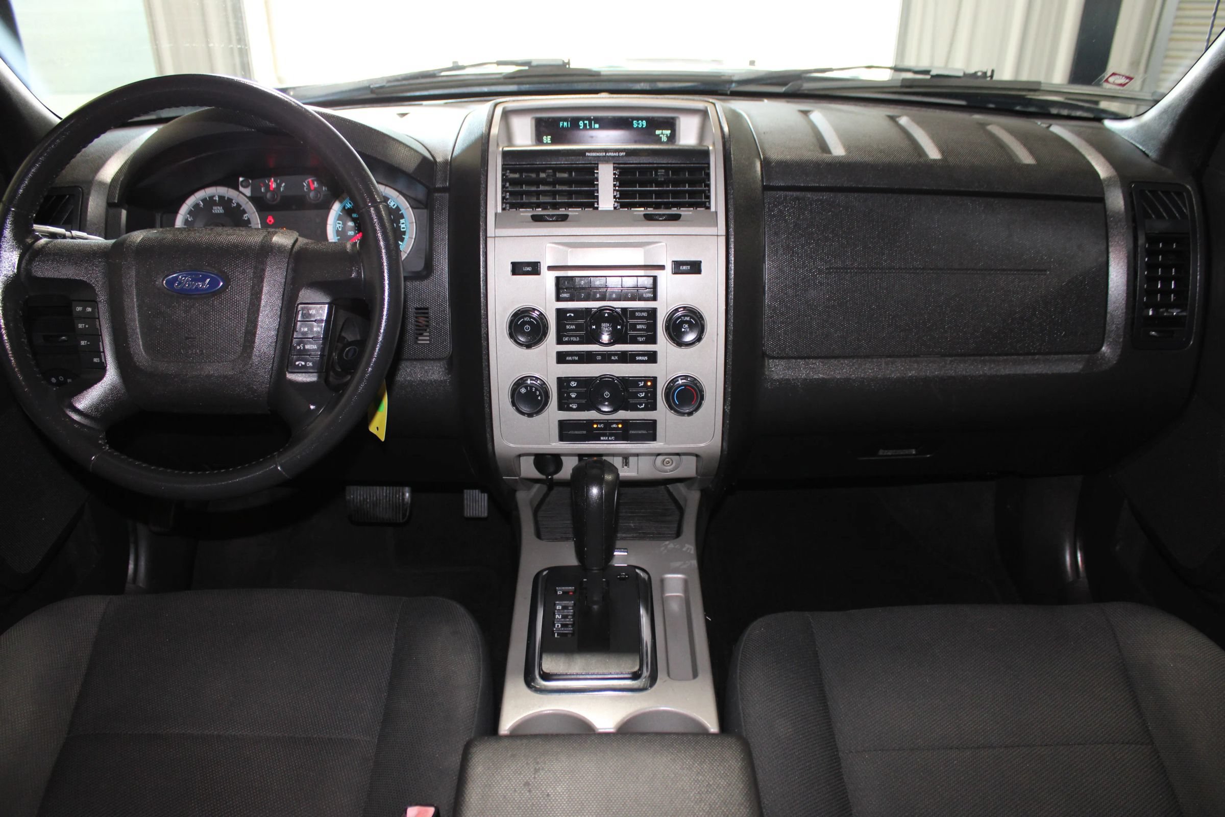 Used 2010 Ford Escape XLT FWD image 12