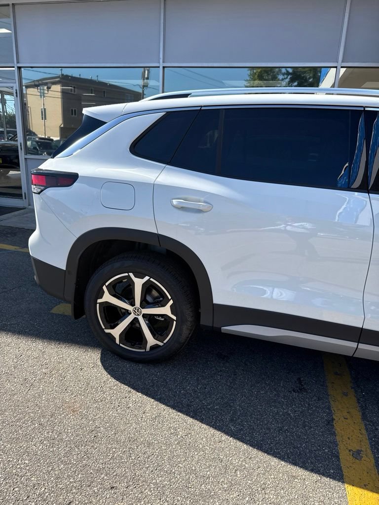 New 2026 Volkswagen Tiguan SE AWD/4WD image 7
